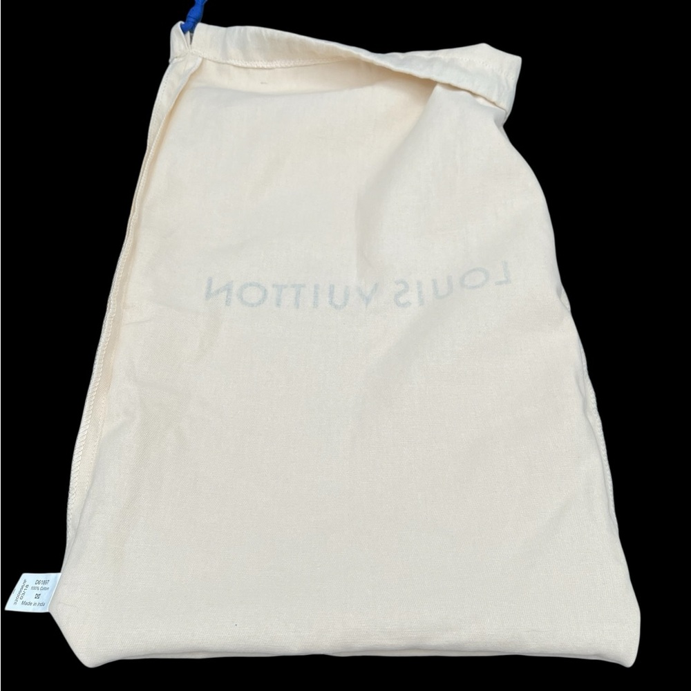 Louis Vuitton Draw String Dust Bag - Picture 5 of 8